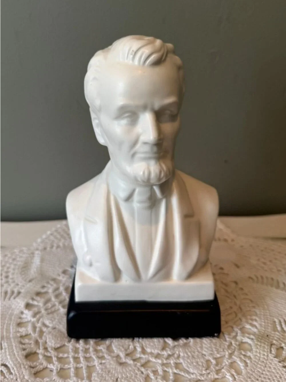 Vintage Abraham Lincoln Bust Bookend White Black Presidential Library Decor